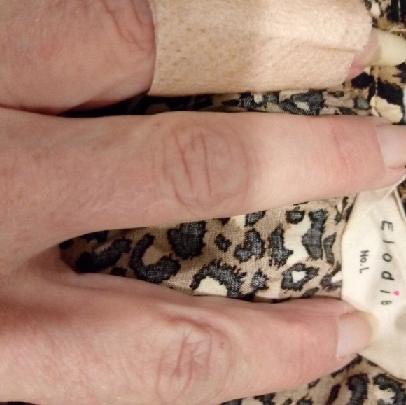 #284-14) Elodie womens tank top - Picture 3 of 4